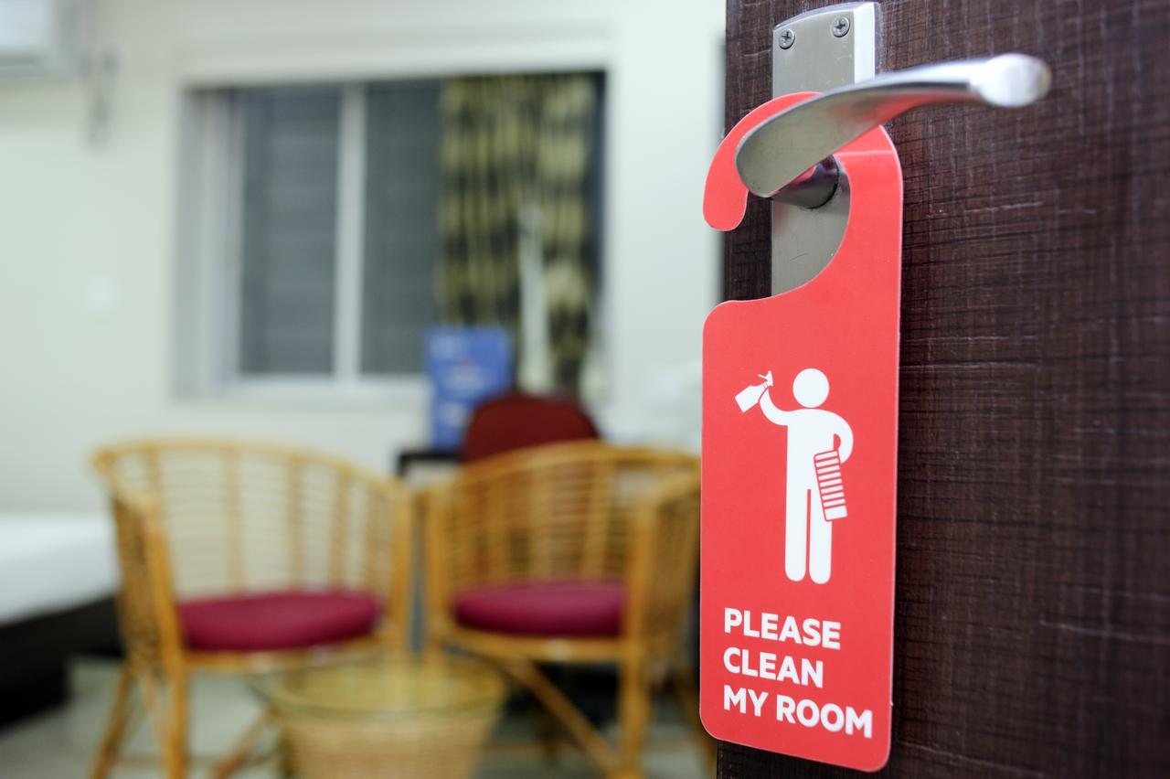 Oyo 8504 Namans Inn Kalkuta Zewnętrze zdjęcie