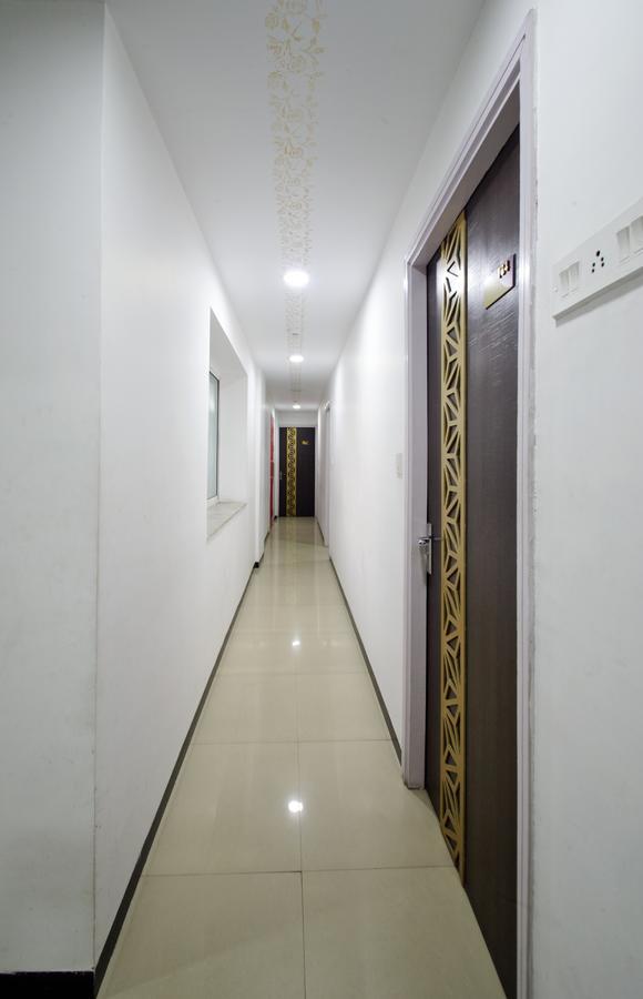Oyo 8504 Namans Inn Kalkuta Zewnętrze zdjęcie